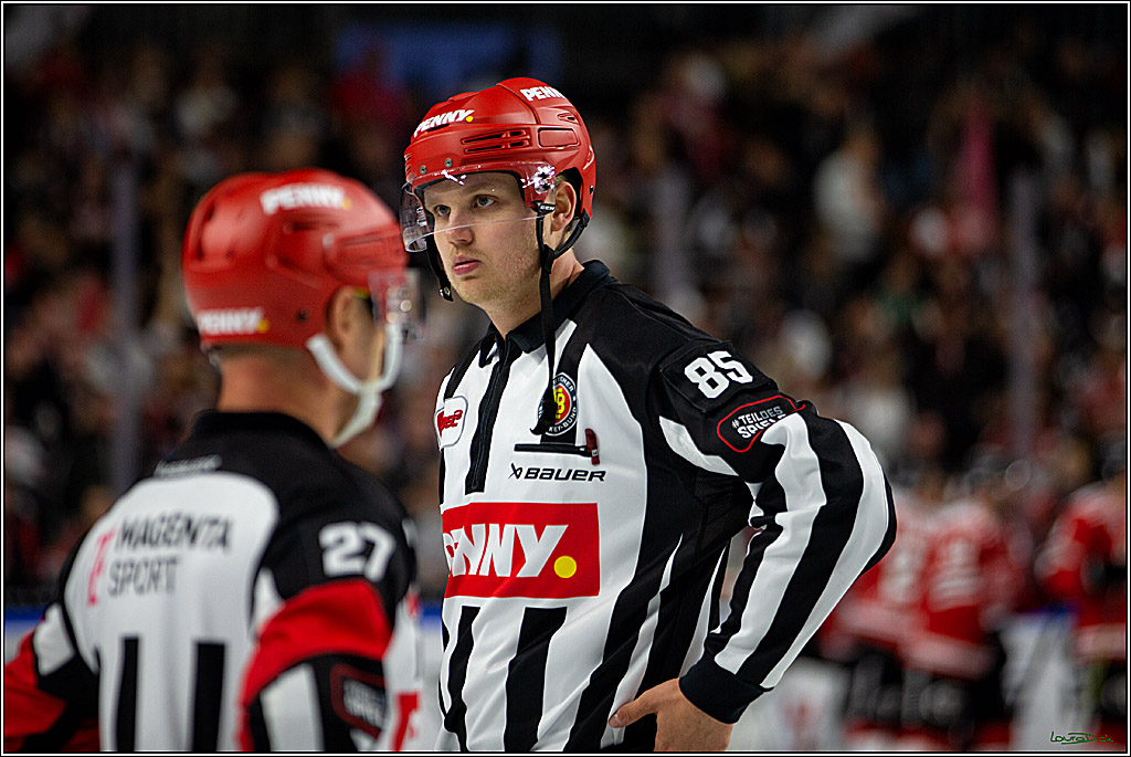 PENNY DEL; Koelner Haie- Straubing Tigers; Koeln, 09.10.2022